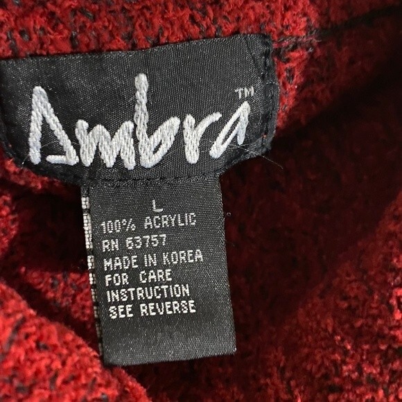 AMBRA WOMEN’s PULLOVER RED TURTLENECK SWEATER - Picture 4 of 5